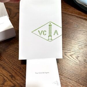 Van Cleef & Arpels White and Green gift bag and box